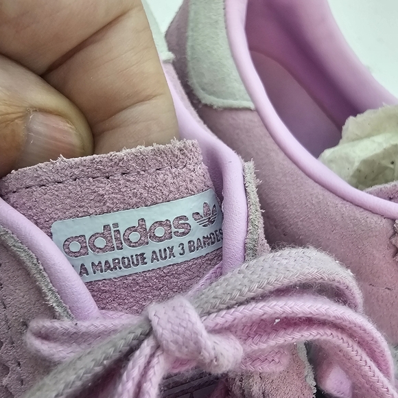 Adidas Bermuda Women's Sneakers, Glow Pink, Size 7.5 – Preowned - Picture 12 of 13